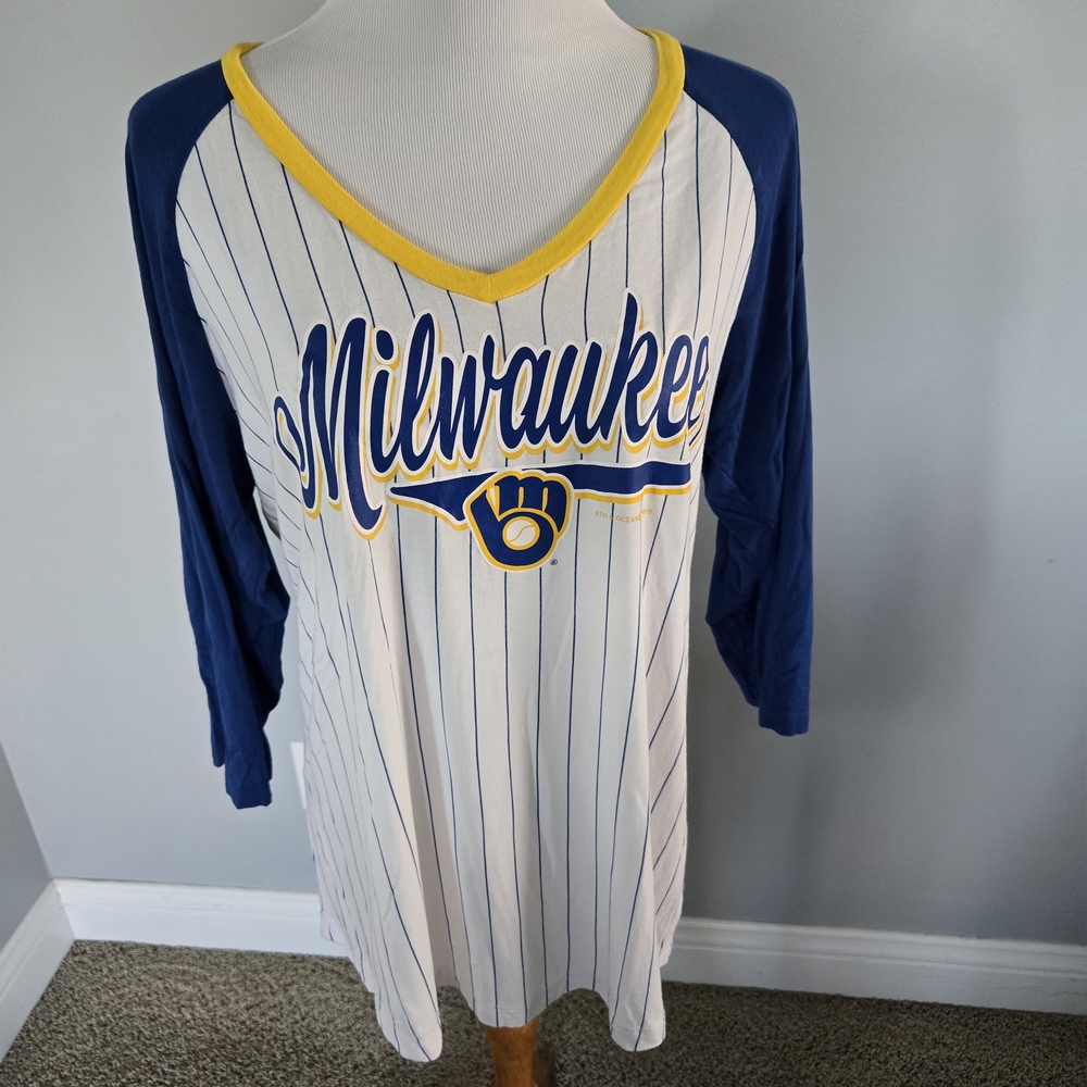 MLB Milwaukee Brewers Striped Raglan Shirt